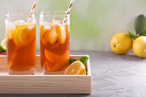 Le 12 migliori ricette di tè freddo per l'estate - Tè bianco e pesche